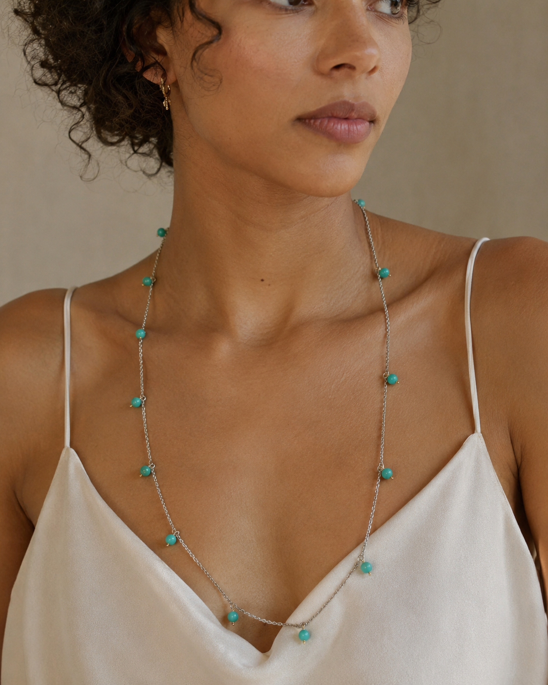 Collier CV0002 porté